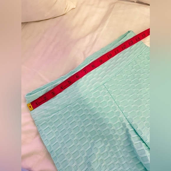 Jolie & Joy cropped top workout set - Picture 8 of 8